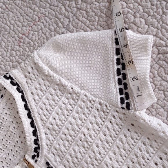 Red Valentino Size Large Crochet Knit Short Sleeve Front Zip Sweater - Picture 8 of 16